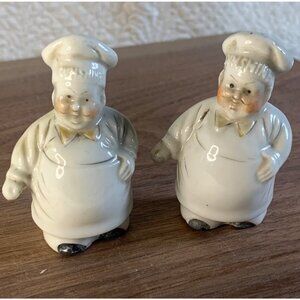 Vintage Chef Salt & Pepper Shakers Ceramic 2.75" Made In Japan Funny Decor Pair